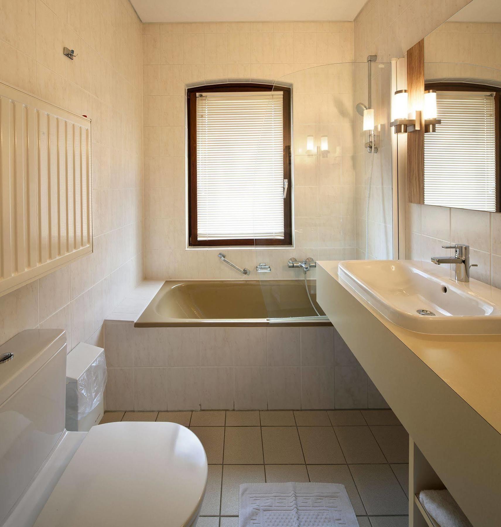Valuas Hotel Venlo Bagian luar foto
